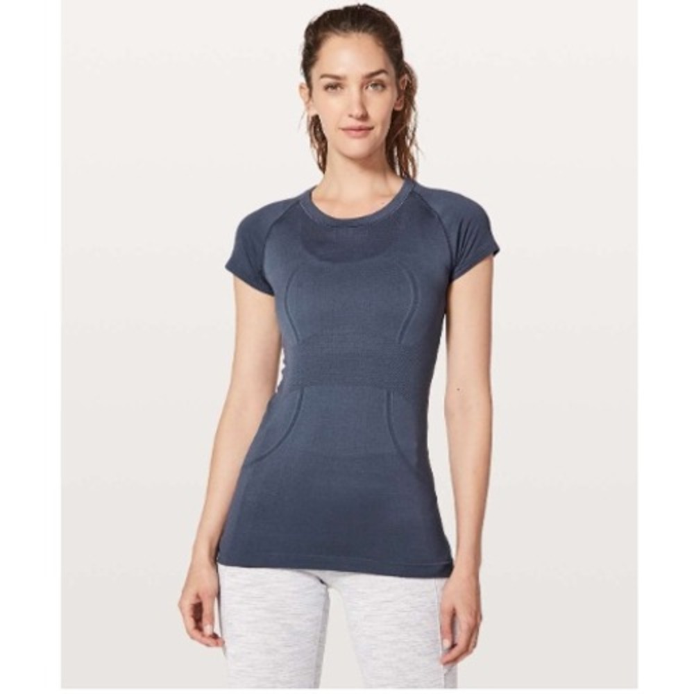 Lululemon swiftly short sleeve top